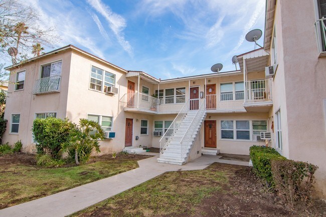 Foto del edificio - 14022 Burbank Blvd