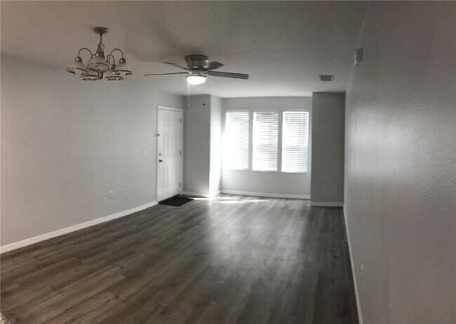 Foto del edificio - 284 Gardner Ln