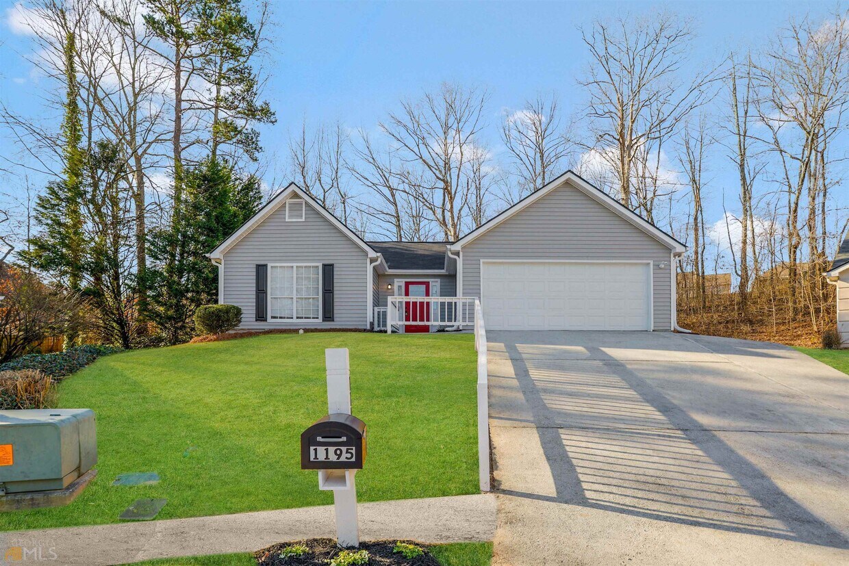 1195 Golden Valley Ct, Lawrenceville, GA 30043 House for Rent in