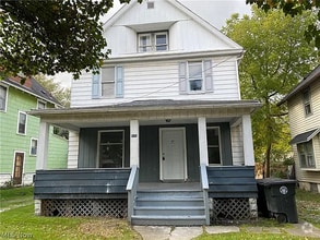 Building Photo - 844 Beardsley St