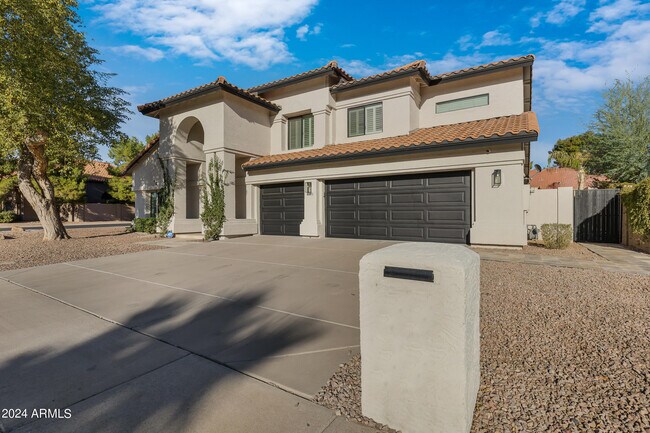 Building Photo - 14631 N 62nd Way