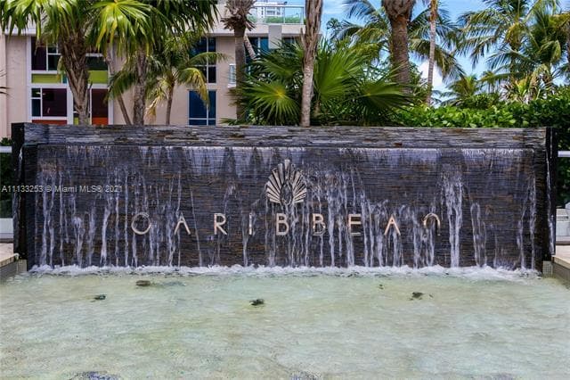 Primary Photo - 3737 Collins Ave
