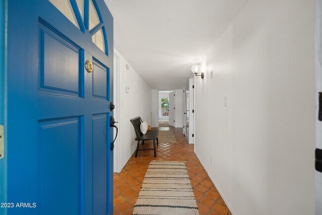 Foto del edificio - 6815 N 73rd St