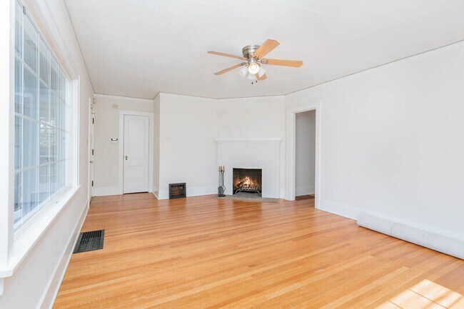 Foto del edificio - 4814 36th Ave NE