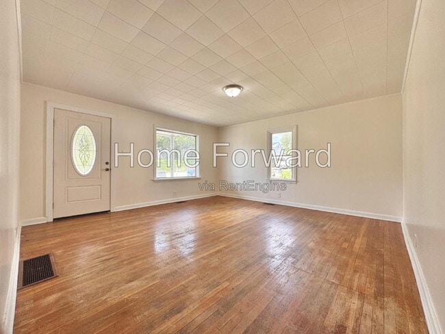 Foto del edificio - 107 N Robbins Ct