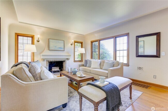 Foto del edificio - 4bd/2.5ba Seattle Home