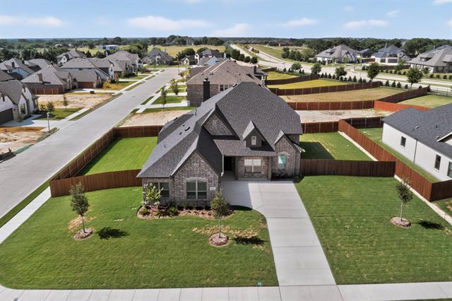 Foto del edificio - 814 Lakewood Ct