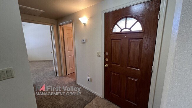 Foto del edificio - 2 Bedrooms, 2 Baths