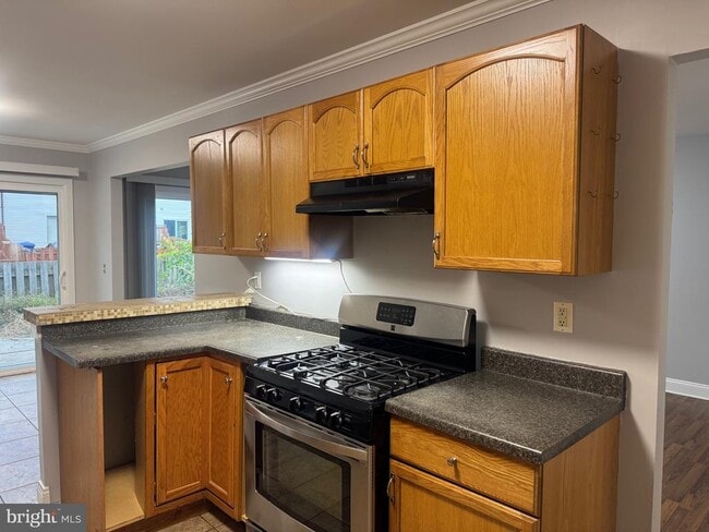 Building Photo - 10 Carob Ct