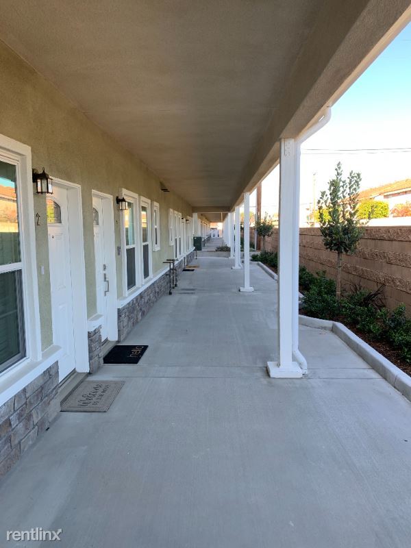 Foto del edificio - 3 br, 4.5 bath Townhome - 20735 Elaine Ave