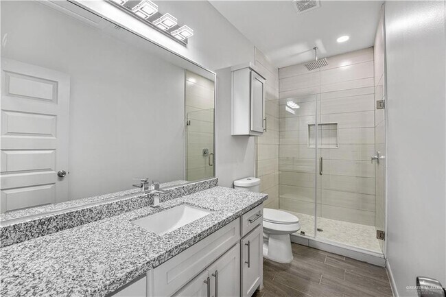 Foto del edificio - 1905 W Violet Dr