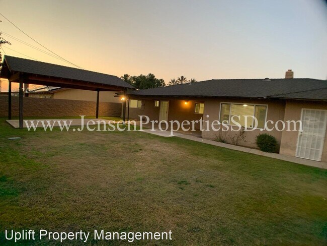 Building Photo - 3 br, 2 bath House - 2503 Crest Dr