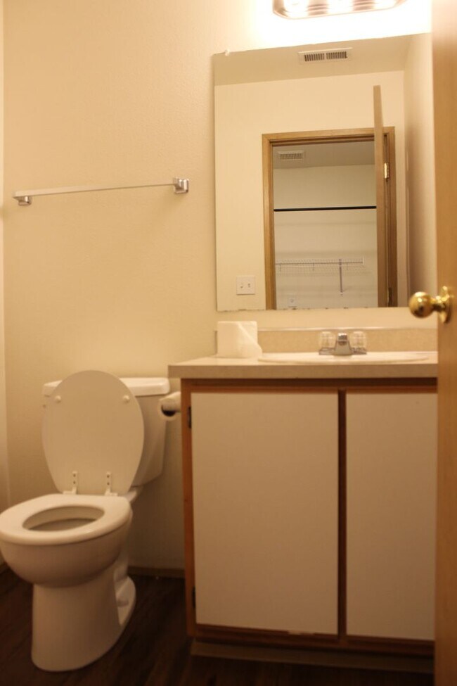 Foto del edificio - 3 br, 2.5 ba home in quiet Scappoose neighborhood