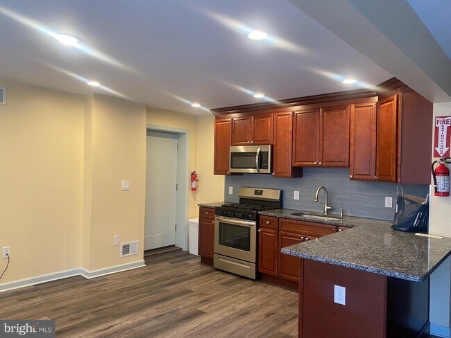 Foto del edificio - 401 Lawrence St