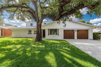 Building Photo - 11210 Cedar Elm Dr