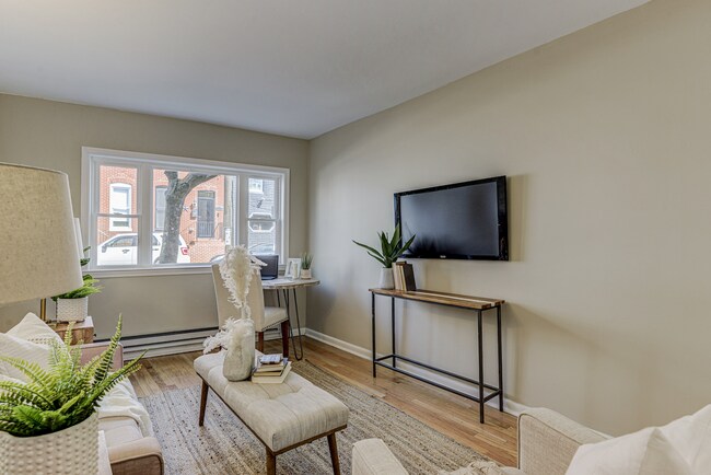 Foto del edificio - 1736 Light St