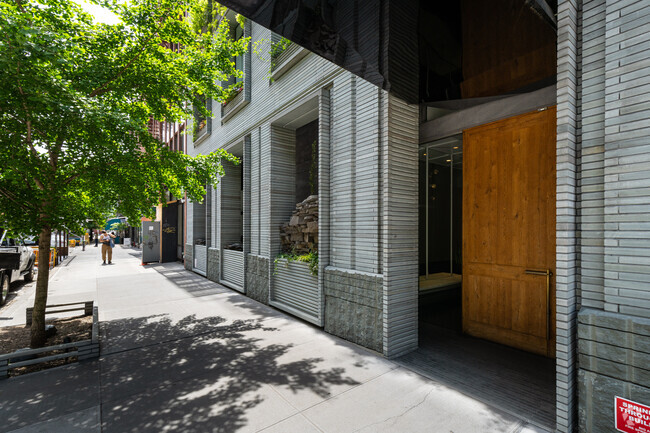 Entrance - 41 Bond Street