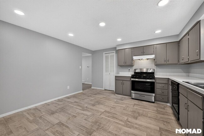 Foto del edificio - 3509 Butternut Dr