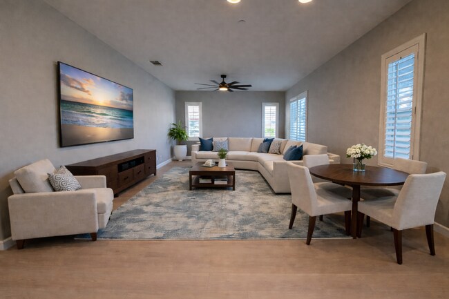 Foto del edificio - 37406 Paseo Violeta