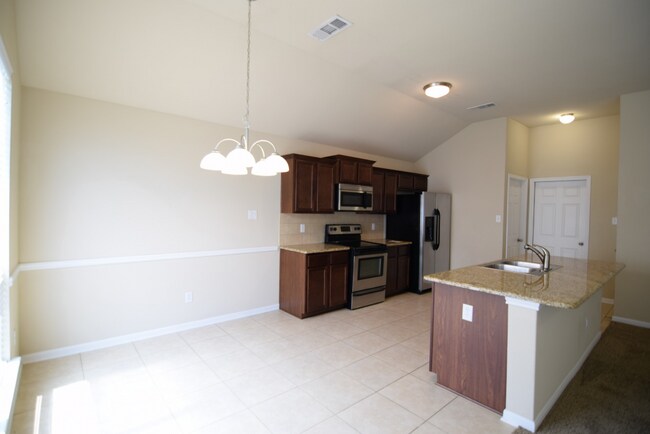 Foto del edificio - 8109 Fieldstone Dr