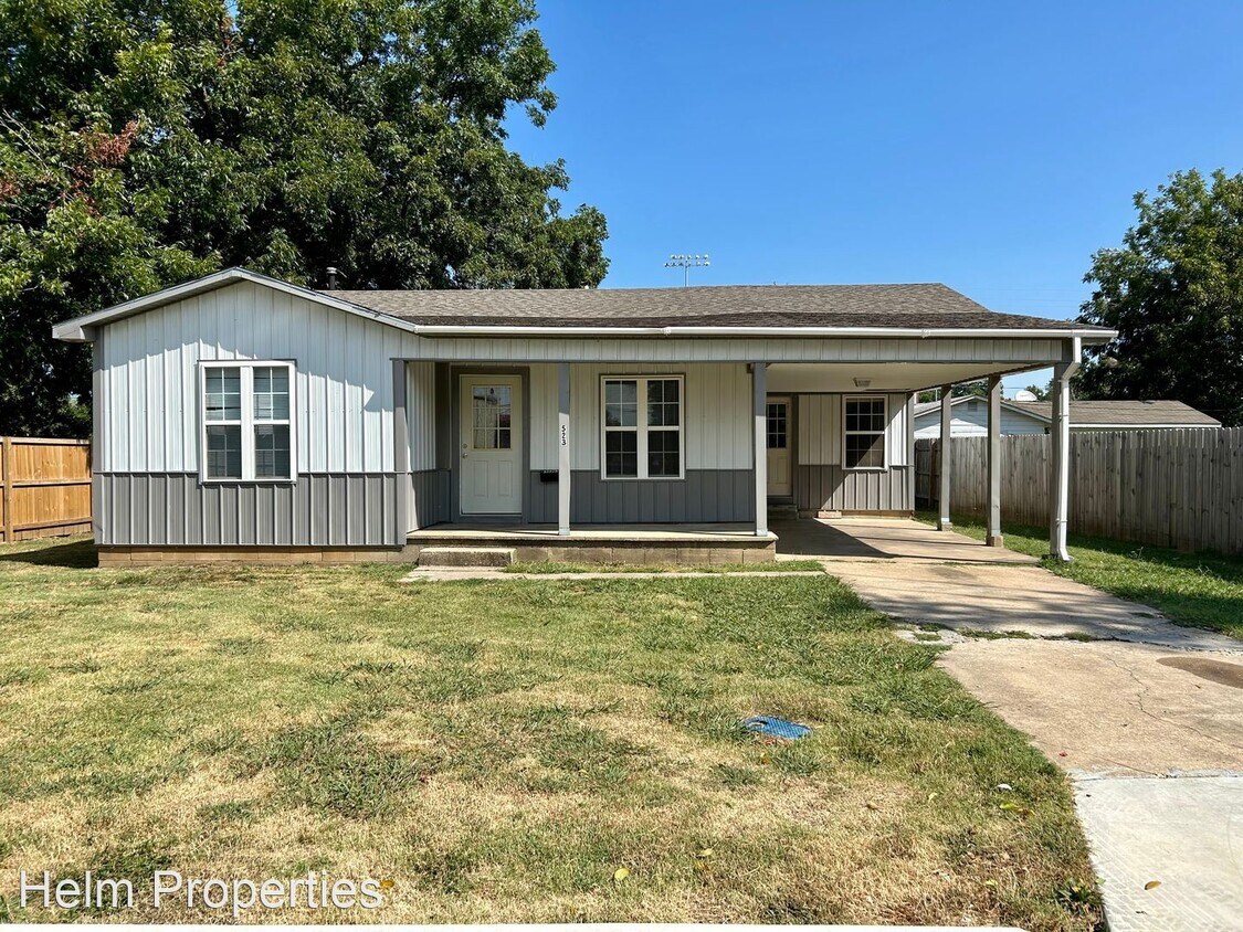 523 W Chestnut St, Stilwell, OK 74960 House Rental in Stilwell, OK