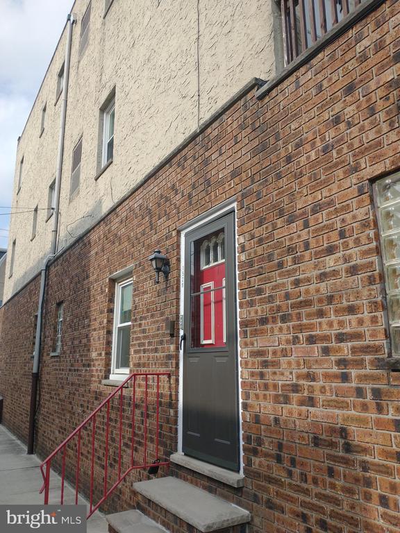 Foto principal - 1529 W Porter St