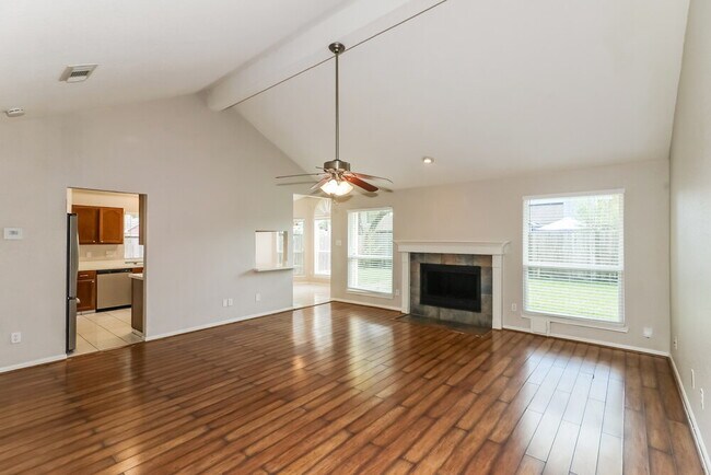 Foto del edificio - 2203 St James Pl