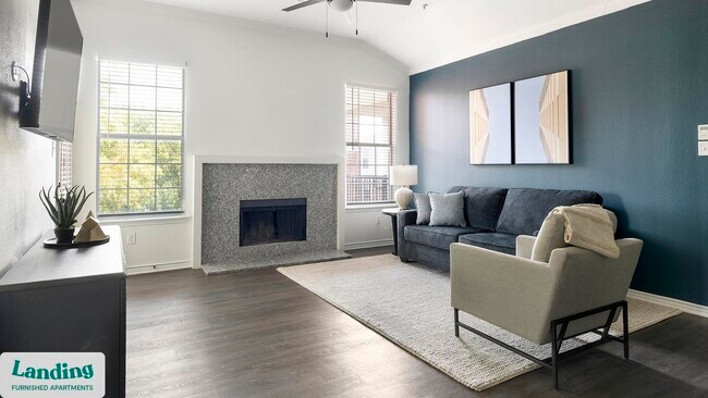 Foto del edificio - 9601 Custer Rd