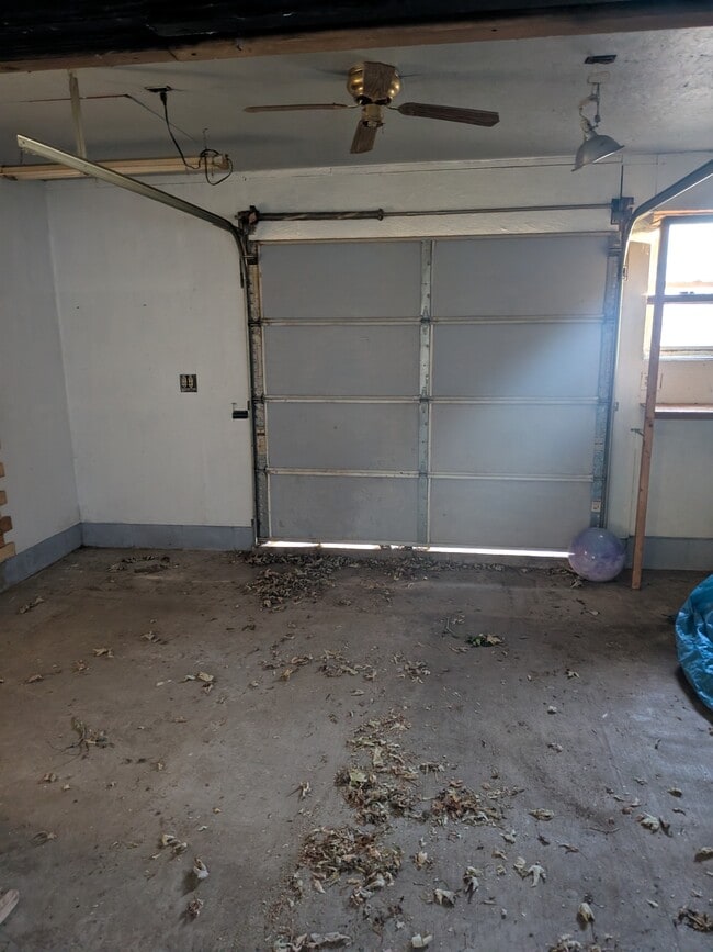 Building Photo - 1820 Harold St