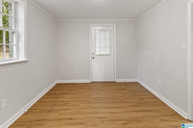 Foto del edificio - 2344 3rd Way NE