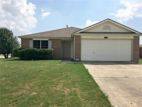 Building Photo - 2312 Tailburton Ct