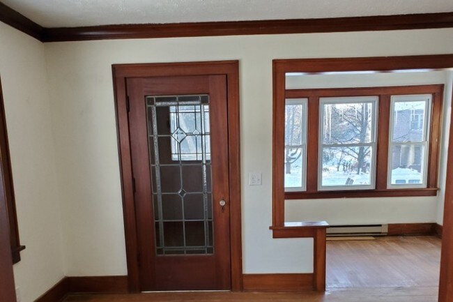 Building Photo - 126 Coleman Ave