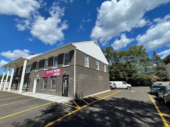 Building Photo - 215 N Waukegan Rd