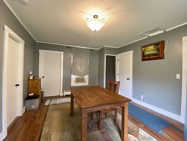 Foto del edificio - Great 3BR/1BA Champlin Home Available 9/1!