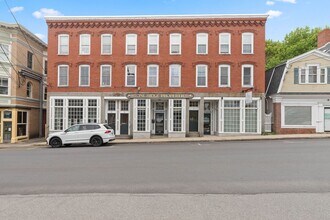 Building Photo - 22 Market St