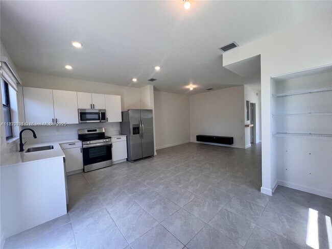 Building Photo - 12860 SW 232nd Ter