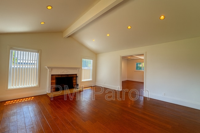 Building Photo - 11391 Davenport Rd