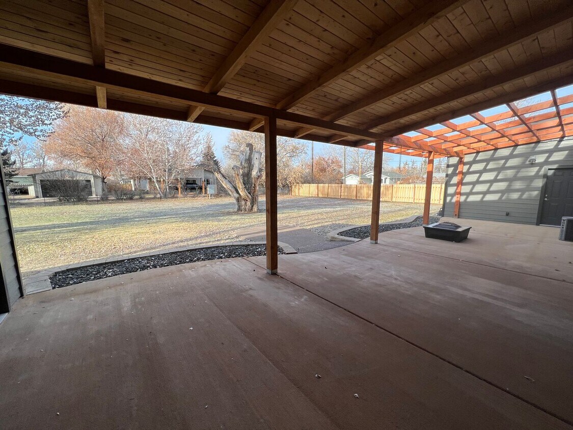 Foto principal - Beautiful newly remodeled home