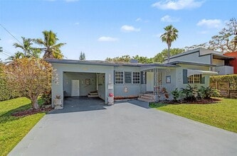 Building Photo - 7601 SW 59th Ct