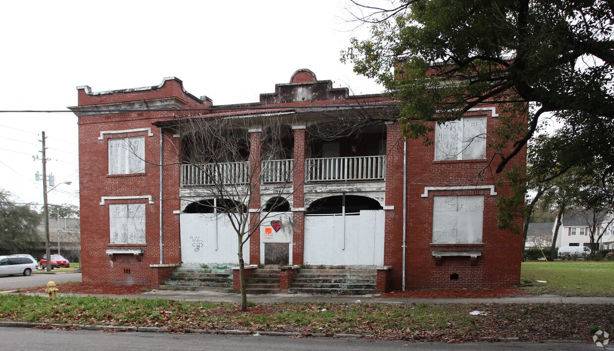 Building Photo - 1104 Market St