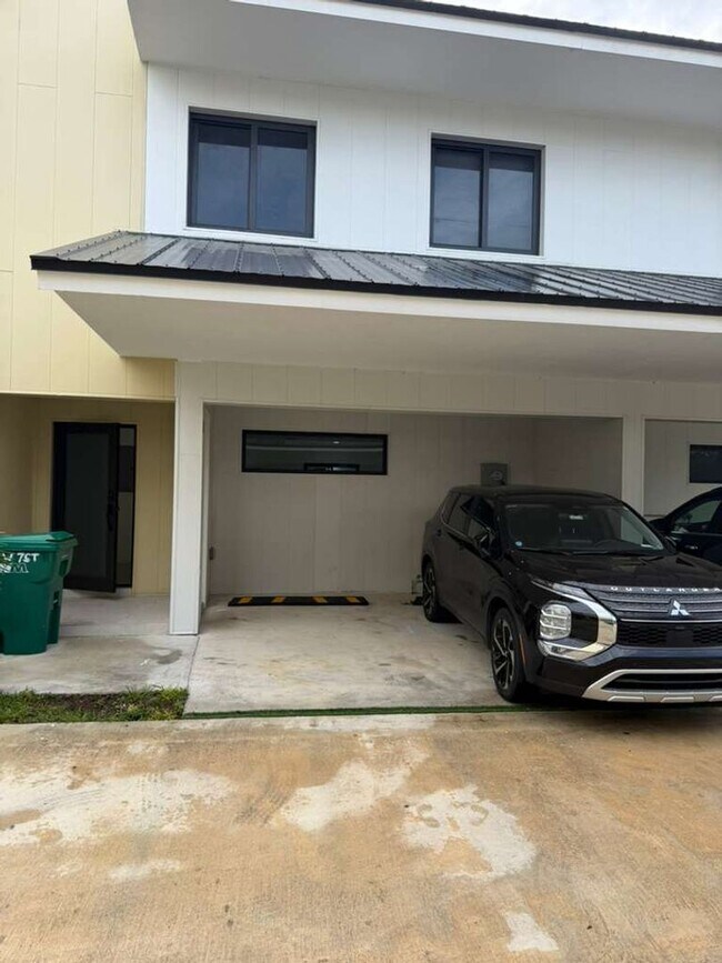 Foto del edificio - Move-in Ready | 3 Bed / 2.5 Bath Townhome | Sunnyland Park – Florida City