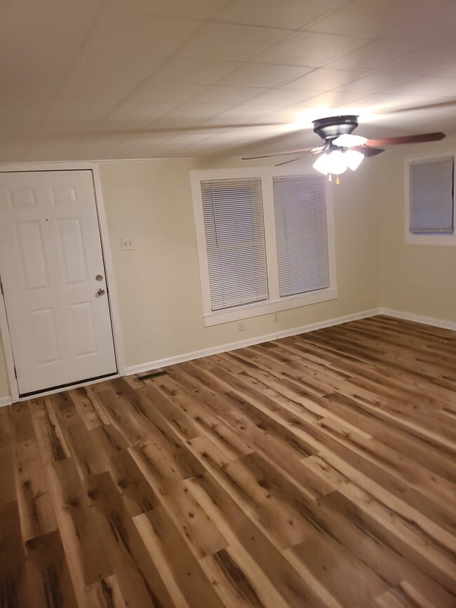 Foto del edificio - 614 Florida Ave