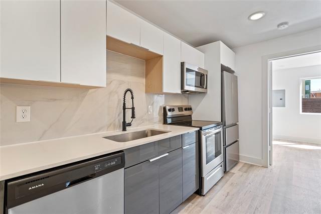 Building Photo - 4418 San Jacinto St