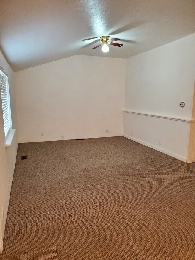 Foto del edificio - 2 br, 1 bath House - 36021 Hansville Road NE