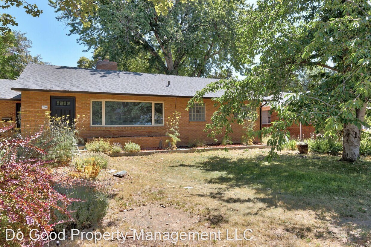 Primary Photo - 3 br, 1 bath House - 1706 S. Hervey St