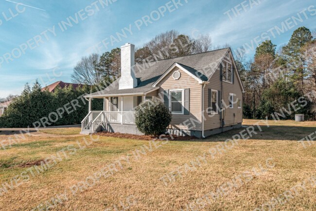 Foto del edificio - 457 Cherryville Rd