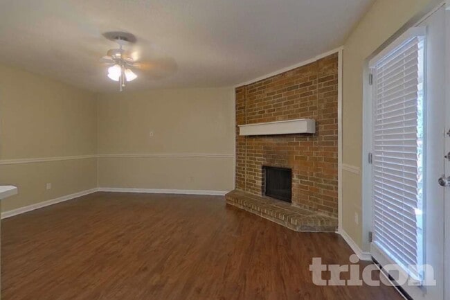 Building Photo - 5536 Dunson Dr