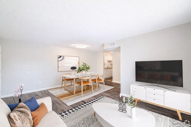 Building Photo - Blue Ridge Apartments