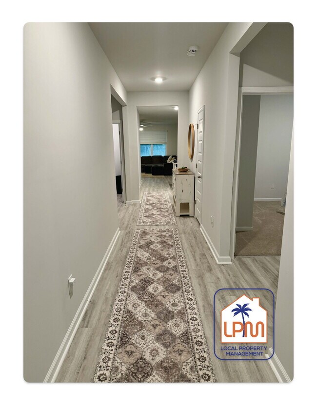 Building Photo - Rare find: **Furnished**Utilities Included** 4-Bedroom 2-Bathroom Home at The Retreat at East Argent