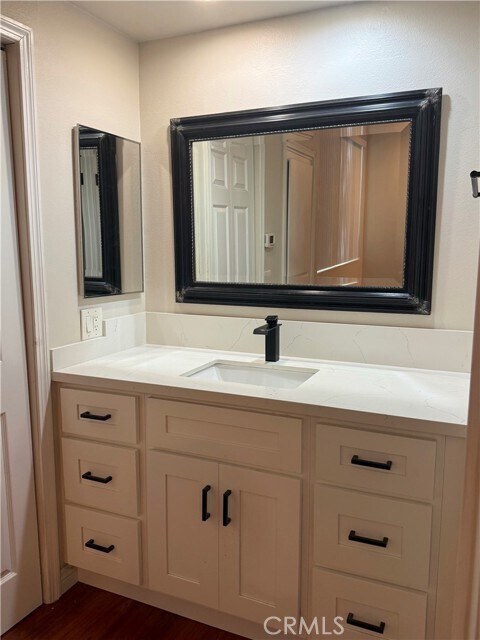 Foto del edificio - 89 Lakepines